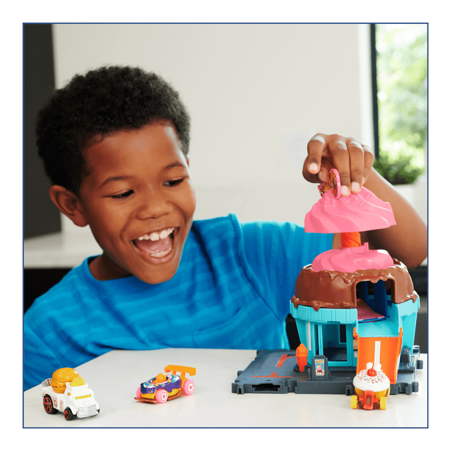 Hot Wheels City Pista de Juguete Helader¨ªa