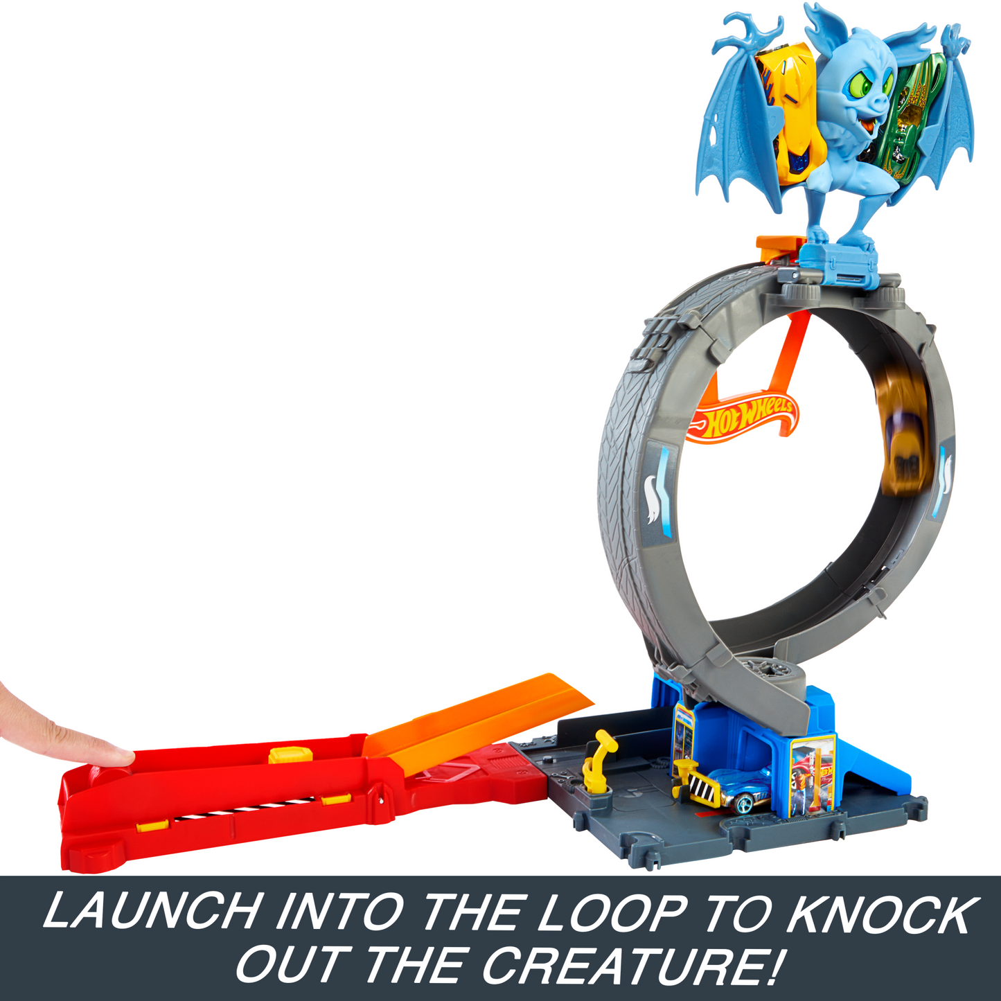 Hot Wheels City Bat Loop Attack Playset & 1:64 Scale Toy Car, Featured in The Series ¡°Let's Race¡±